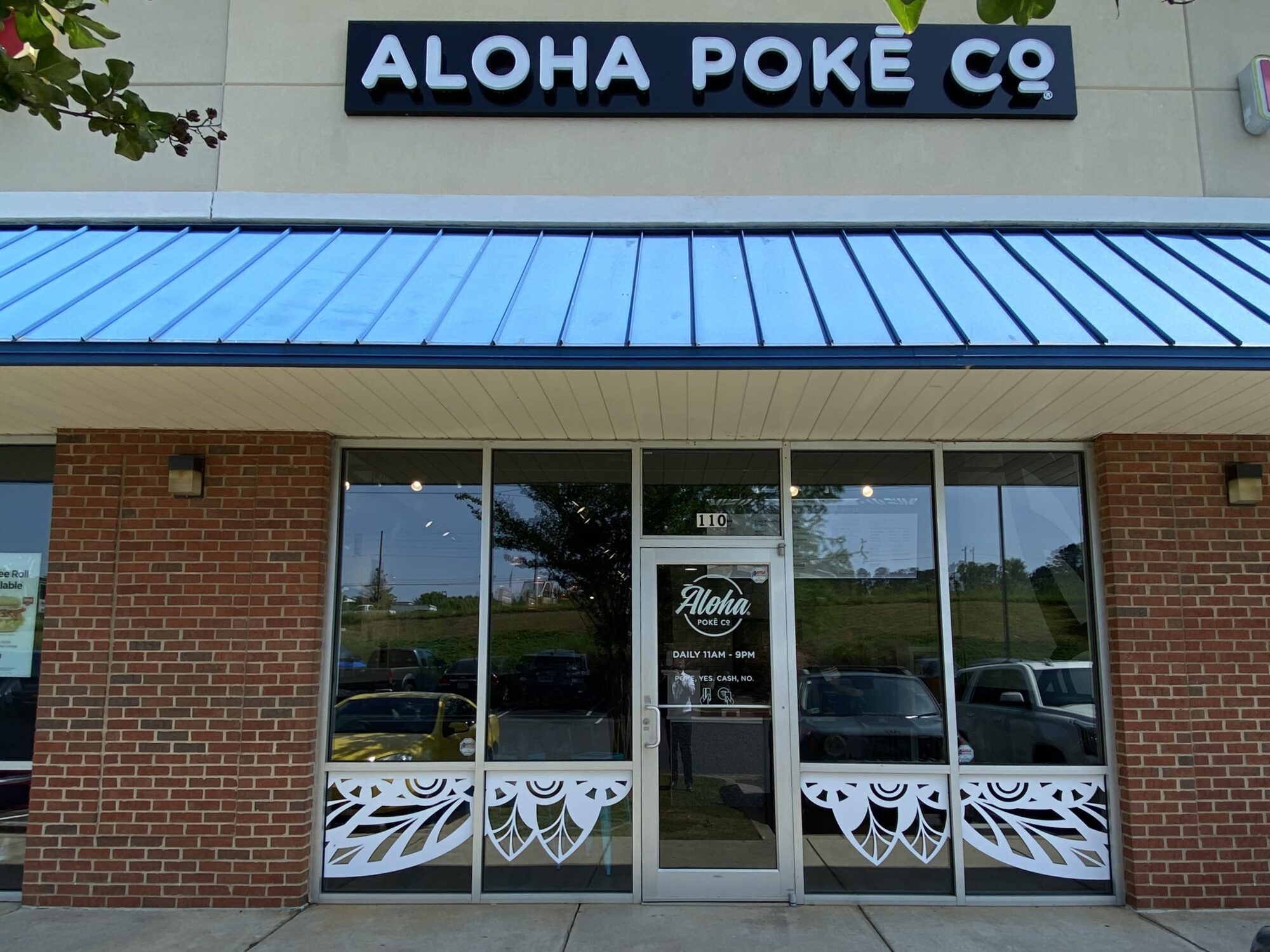 Store front at Aloha Poke Acworth GA location