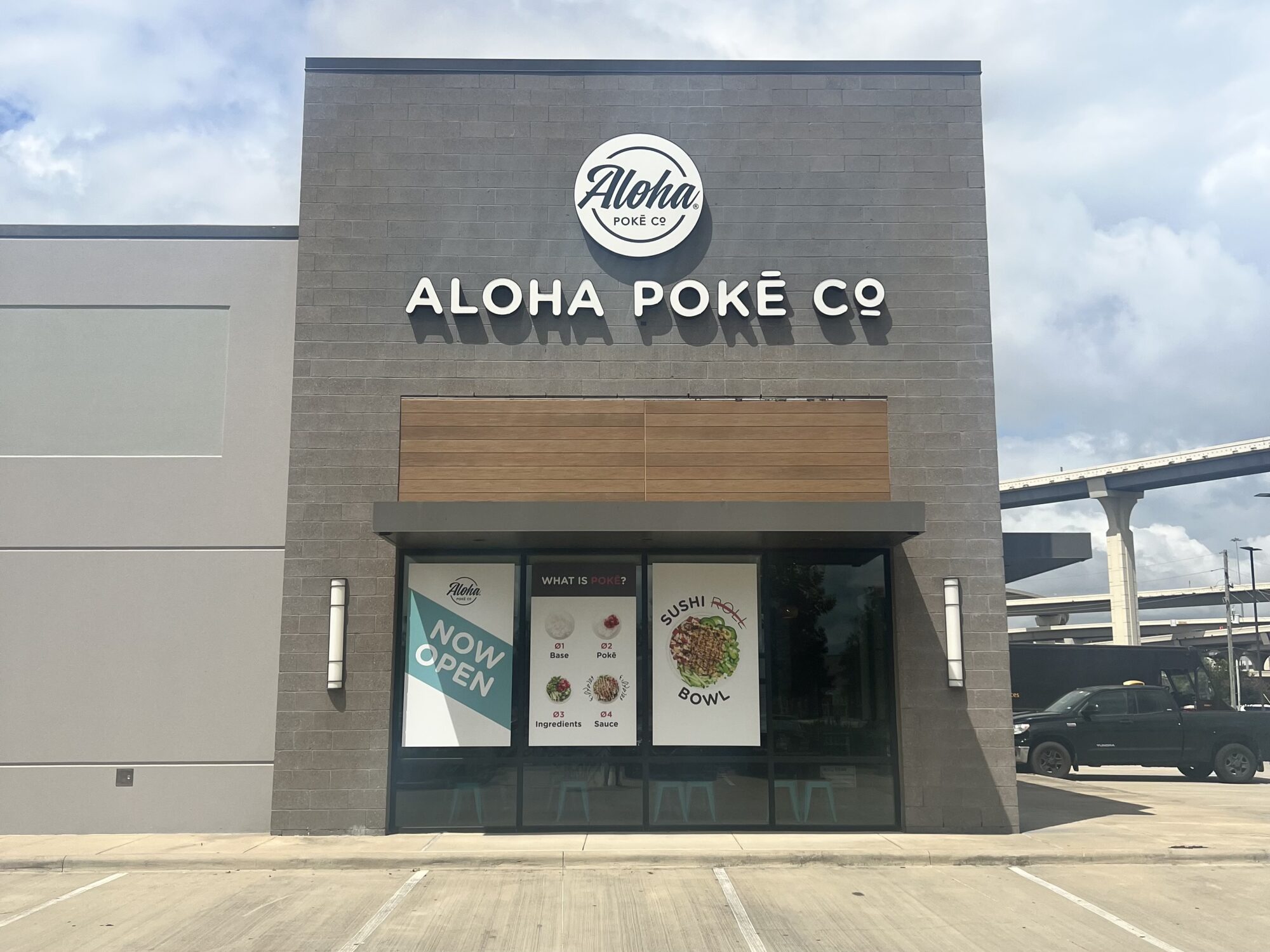 Store front at Aloha Poke Katy TX location